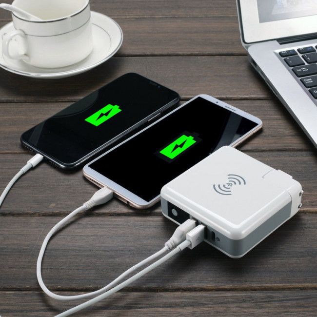 Qi Wireless Charging 6700mAh Power Bank